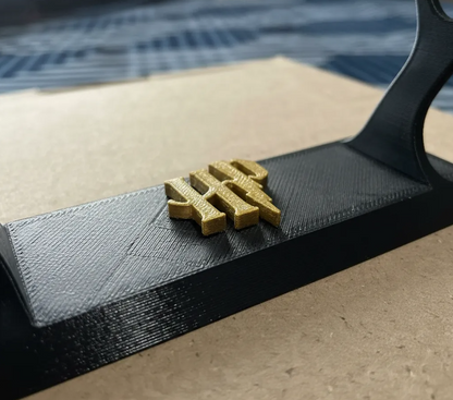 Suporte Expositor Varinha Harry Potter Logo HP - PLA Preto 3D