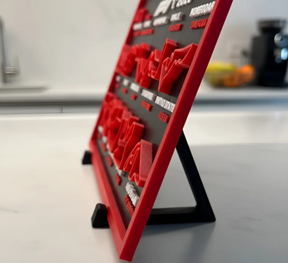 Calendário Fórmula 1 2026 com Suporte - Impressão 3D PLA